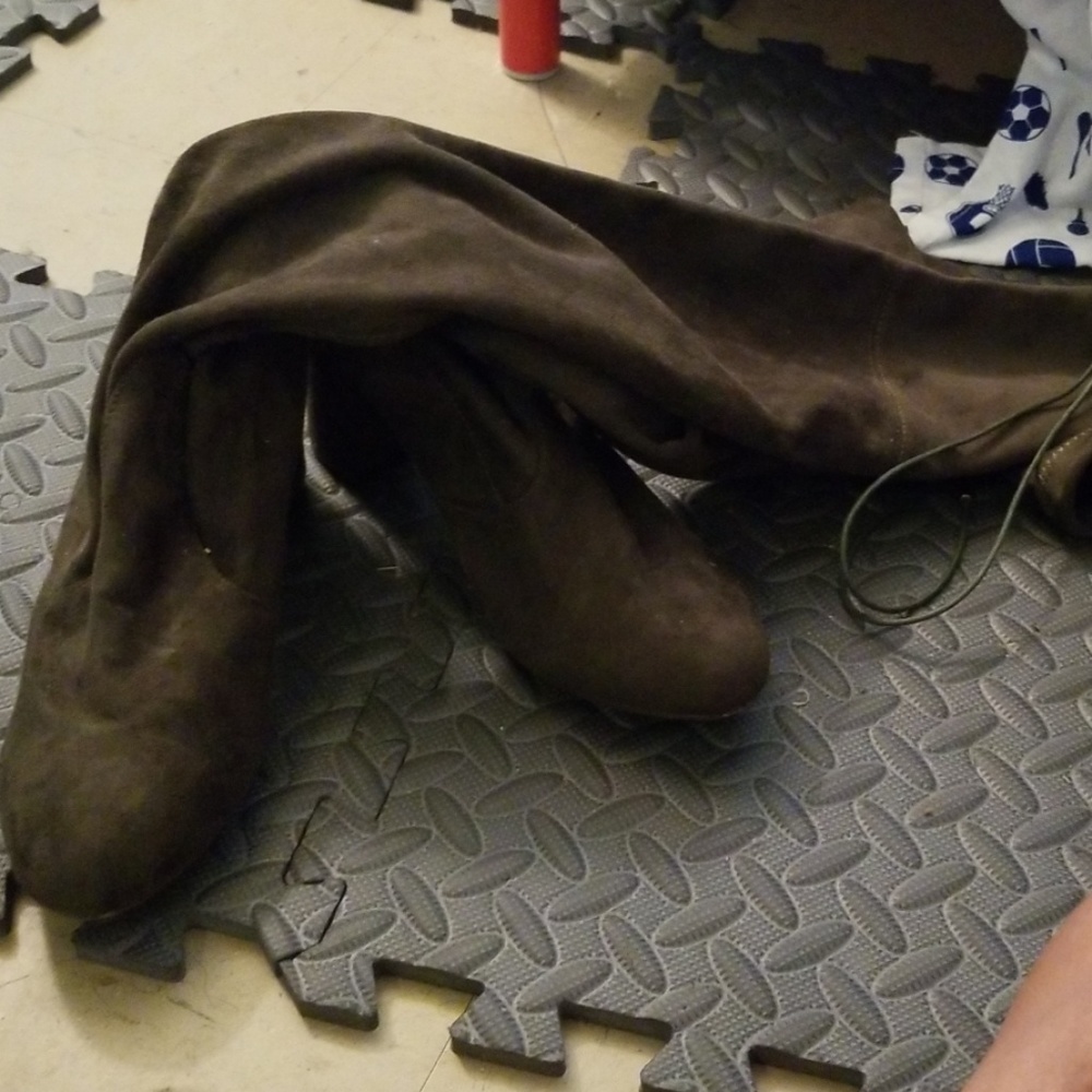 Over the kneee olive boots